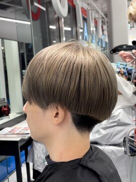 オーシャントーキョー(OCEAN TOKYO) メンズ刈り上げハイトーンマッシュ