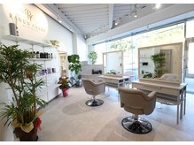 ラナンキュラス(Ranun culus)の雰囲気（店内は広く贅沢にスペースを取りゆっくりできる空間になってます）