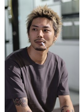 ルアウラフ(LUAU LOUGH) スパイキーショートInstagram/@taiyo19980626