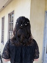 エイミーバイアフロート(amie  by afloat)&nbsp;ゆるふわハーフアップアレンジ＊