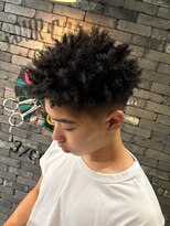 フォーコーナーズカットショップスリーセント 栄(FourCornersCutShop 3/cent)&nbsp;スパイキーアフロ