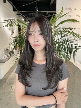 キング 心斎橋店(K!ng) ハイライトカラーミルクティーベージュレイヤーカット