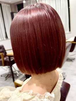 ヒュー(Huu)の写真/通いやすい価格×質の高いスキルでどこから見ても綺麗なショートスタイルに!自宅でのセットも楽になる♪