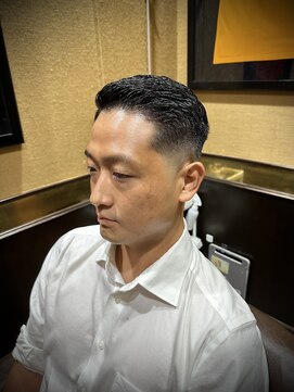 73分け　スキンフェード　バーバーヘア　新潟床屋　女池バーバー