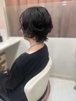 モナミ美容室&nbsp;癖毛を活かしたパーマ風ショート