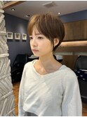 耳掛けマッシュショート/ライトベージュ