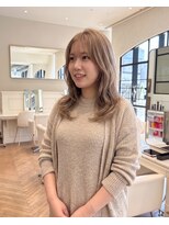 ハーツオオサカ(HE:ARTS OSAKA)&nbsp;顔まわりレイヤーがかわいいくびれミディアム