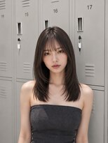リリー シンジュク(Lilly) 【Lilly新宿】#顔周りレイヤー#オリーブグレージュ#韓国#前髪