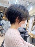 黒髪大人ショートボブ・流し前髪・前下がり【BISA】