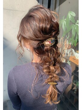 ディシェーレ ノーテ(die Schere Note) 大人気！お呼ばれ編みおろし