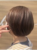 プッツリ感をだしたボブ　× &nbsp;ブリーチなしの明るめカラー