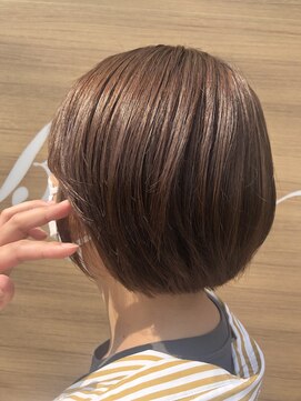 ヘアディレクション ビークス 上並榎店(HAIR DIRECTION BEECX) プッツリ感をだしたボブ × ブリーチなしの明るめカラー