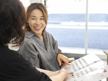 カラーパーク 町屋店の写真/根元染め（リタッチ）も全体染めも◎カラー専門店だからこそ叶えられるお手頃価格でキレイに★