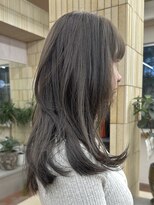 パークレーン アイス イヴェン(park lane ICI yeven)&nbsp;ブリーチなし　グレージュ　赤味消し　レイヤーカット/momoka