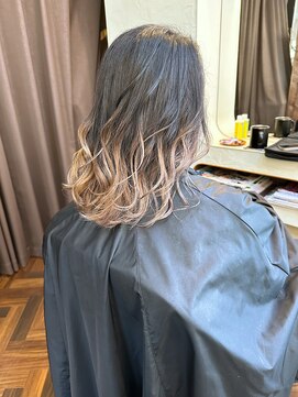 ログ(L.O.G) カット+グラデーションカラー+トリートメント【那覇】