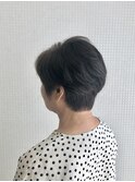 耳だしショートレイヤー