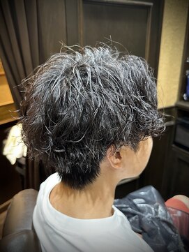 ヒロギンザ 池袋 サンシャイン通り店(HIRO GINZA) センターパート　シャドウパーマ　スパイラルパーマ　池袋