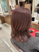 アッシュ 下北沢店(Ash) ほんのりピンクブラウンのくびれミディアムヘア
