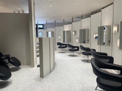 アブニール 柏東口店(AVENIR)の写真