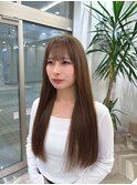 ライトベージュ