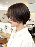 大人ショートボブ/ハンサムショート/前髪なし/20代30代40代