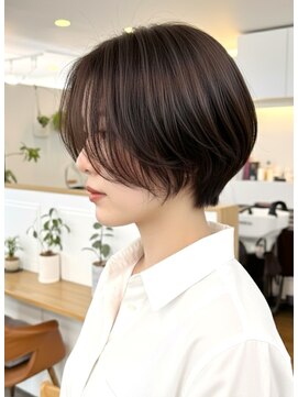 大人ショートボブ/ハンサムショート/前髪なし/20代30代40代