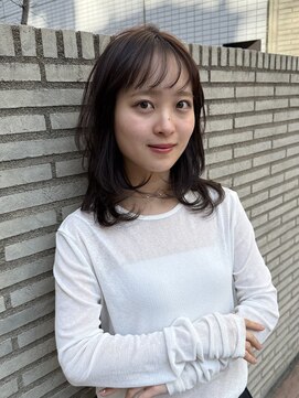 ルフトバイアンビエンテ(Luft by ambiente) ミディアムレイヤースタイル