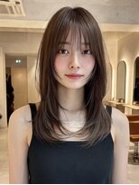 ケシキ 表参道 原宿(kesiki.)&nbsp;ミディアムレイヤー顔周りカットハッシュカットワンホンレイヤー