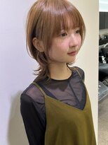 グランマッシュ(Granmash) くびれウルフショート・オリーブベージュ・顔周り・前髪