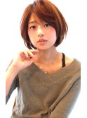 30代40代に人気シルエットが綺麗なひし形ショートボブ