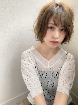 マリアバイアフロート(Maria by AFLOAT) 【添田】大人かわいい丸みショートヘルシーレイヤーひし形