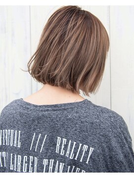 コヨミ(583) 【koyomi】ハイライトボブ【富山】