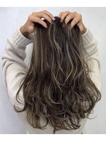 ジーニー 横浜(giinii)&nbsp;giinii横浜_渋谷良太_極細_ハイライトカラー_オリーブカラー