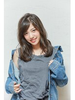 ウェーブ/アッシュベージュ/大人かわいい/パーマ/20代30代40代