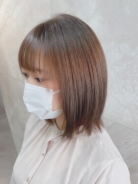 ドゥマン(Demain) 大人可愛い◆小顔◆ひし形◆ミルクティーブラウン◆ミディ