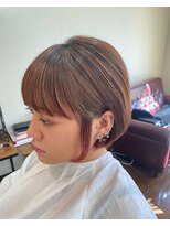 アドア(ADOR) インナーカラーのボブスタイル