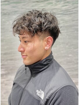 ヨシザワインク プレミアム 横浜 桜木町店(YOSHIZAWA Inc. PREMIUM) メンズスペインカール風ショートパーマ