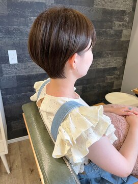 デイジー(Daisy) 大人可愛い　丸みショート