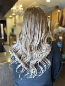 ブーヘアー(Boo hair) ロングヘア