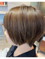 アミカ ヘアー(amica hair) 小顔に見えるショート