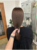 柔らかいオリーブカラー