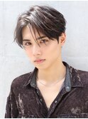 シースルーカルマショートセンターパート前下がりこぼれバング