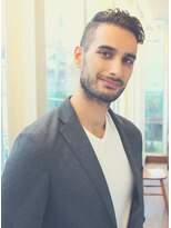 ジジバイワースホワイル(jiji by WORTH WHILE)&nbsp;アッシュブラックウルフマッシュパーマハイライト波巻きショート