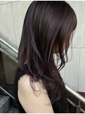 透明感のあるチェリーレッド