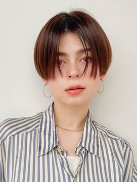 ガーデン 銀座(GARDEN) ショート 前髪長め 大人めヘア 艶髪 センターパート カット