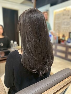 ヘアリゾート粋 ティガ 池袋店(tiga) 艶髪/アッシュブラウン/レイヤーカット