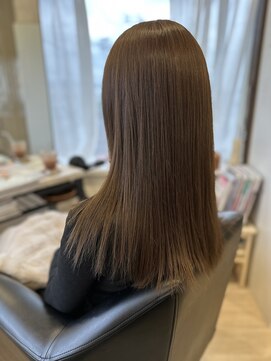 コア フィール ア デイ(COIFFURE A DAY) 【見附 今町】M3Dカラー グレージュ