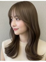 フィックス(FIX)&nbsp;毛先に厚みを残したライン。まとまりを重視した潤いヘア