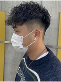 波巻きスパイラルパーマツイストスパイラルパーマメンズフェード