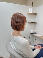 シア 北千住店(SHEER)&nbsp;ブリーチなしオレンジボブの都会モードスタイル